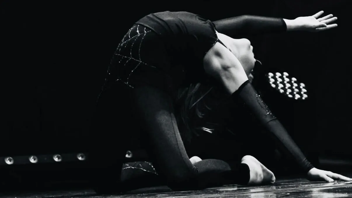 Dancers in silhouette